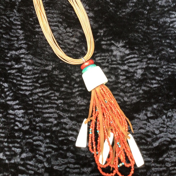 Tribal Chic Beaded Necklace! 🧚‍♀️ - Picture 2 of 5